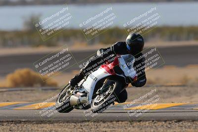 media/Dec-18-2022-SoCal Trackdays (Sun) [[8099a50955]]/Turn 14 (940am)/